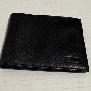 FOSSIL men’s black leather wallet nwt